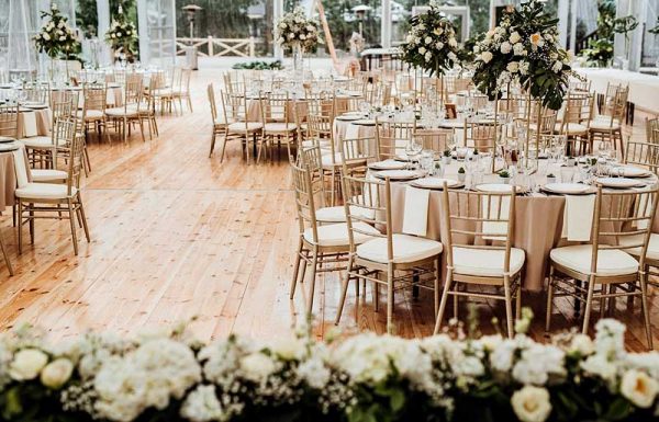 Krzesła weselne Chiavari| krzesla-chiavari-sala-weselna