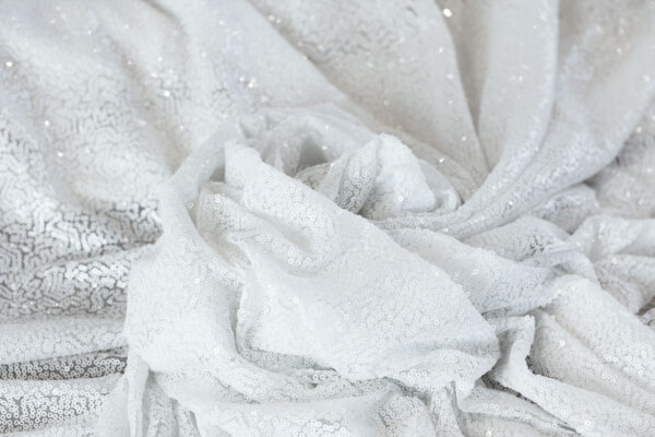 | obrus-cekiny-bialy_2491